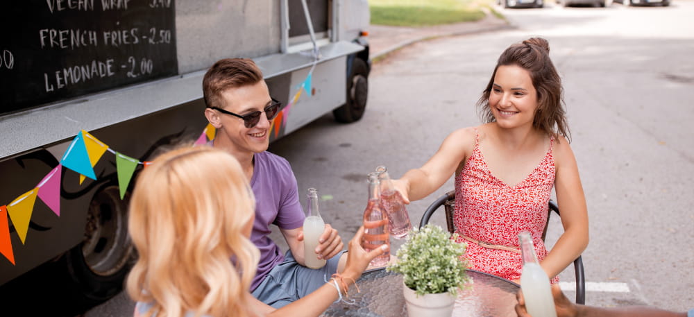How to prepare a food truck for the summer season? Practical tips and tricks