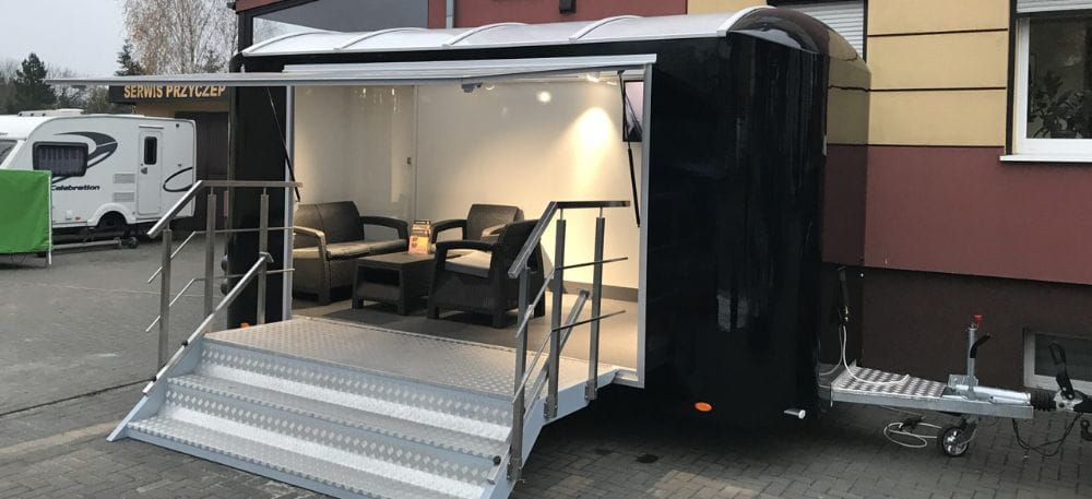 Trailer as Mobile Office - Support for the Event Sector and Industry